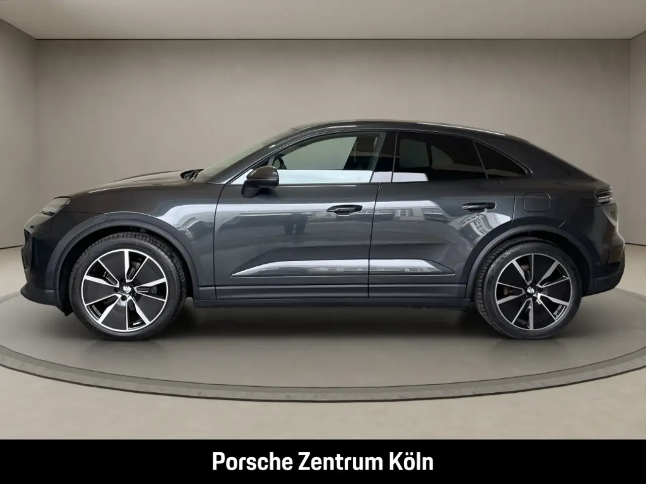 Porsche Macan 2