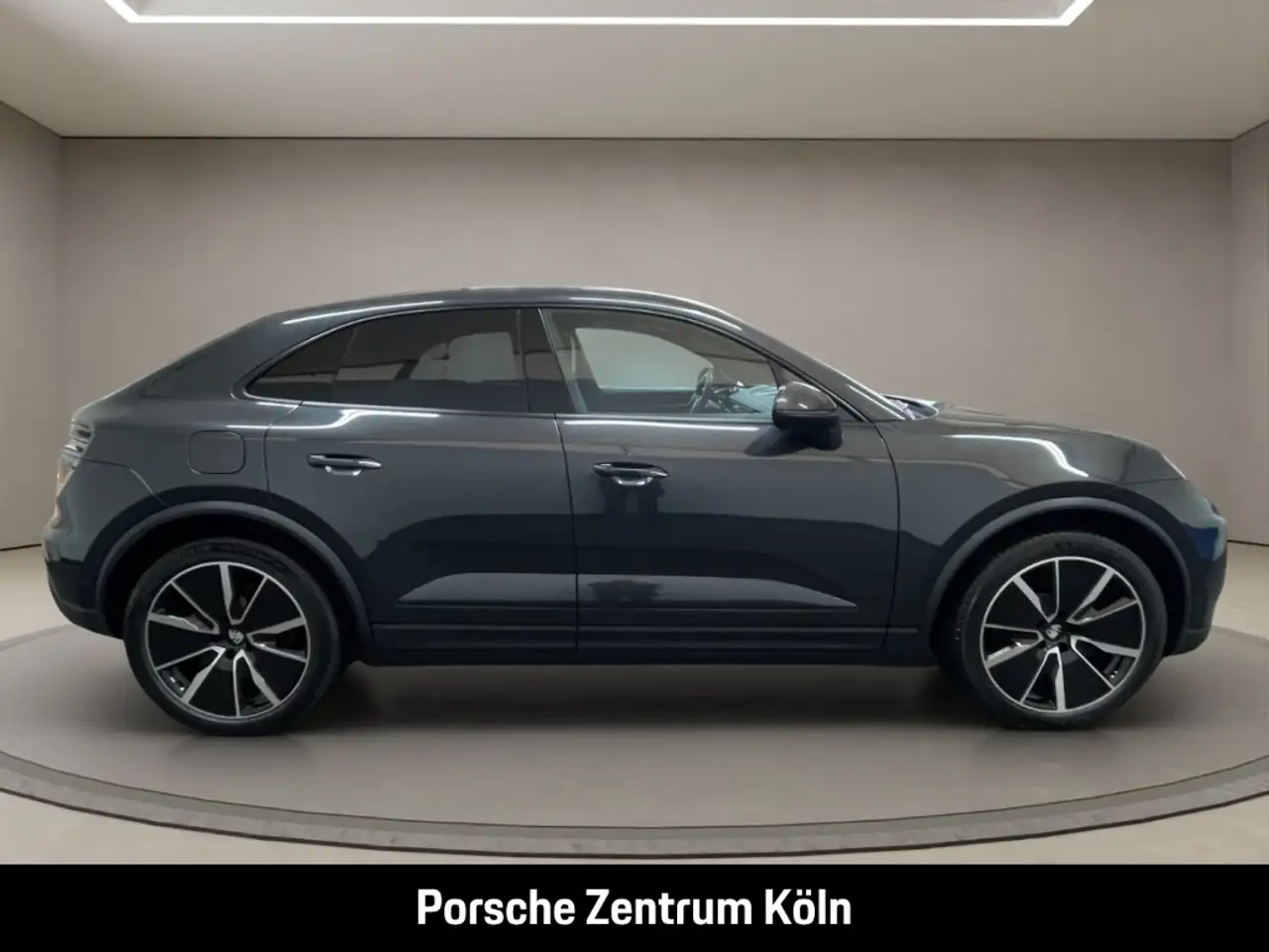 Porsche Macan 6