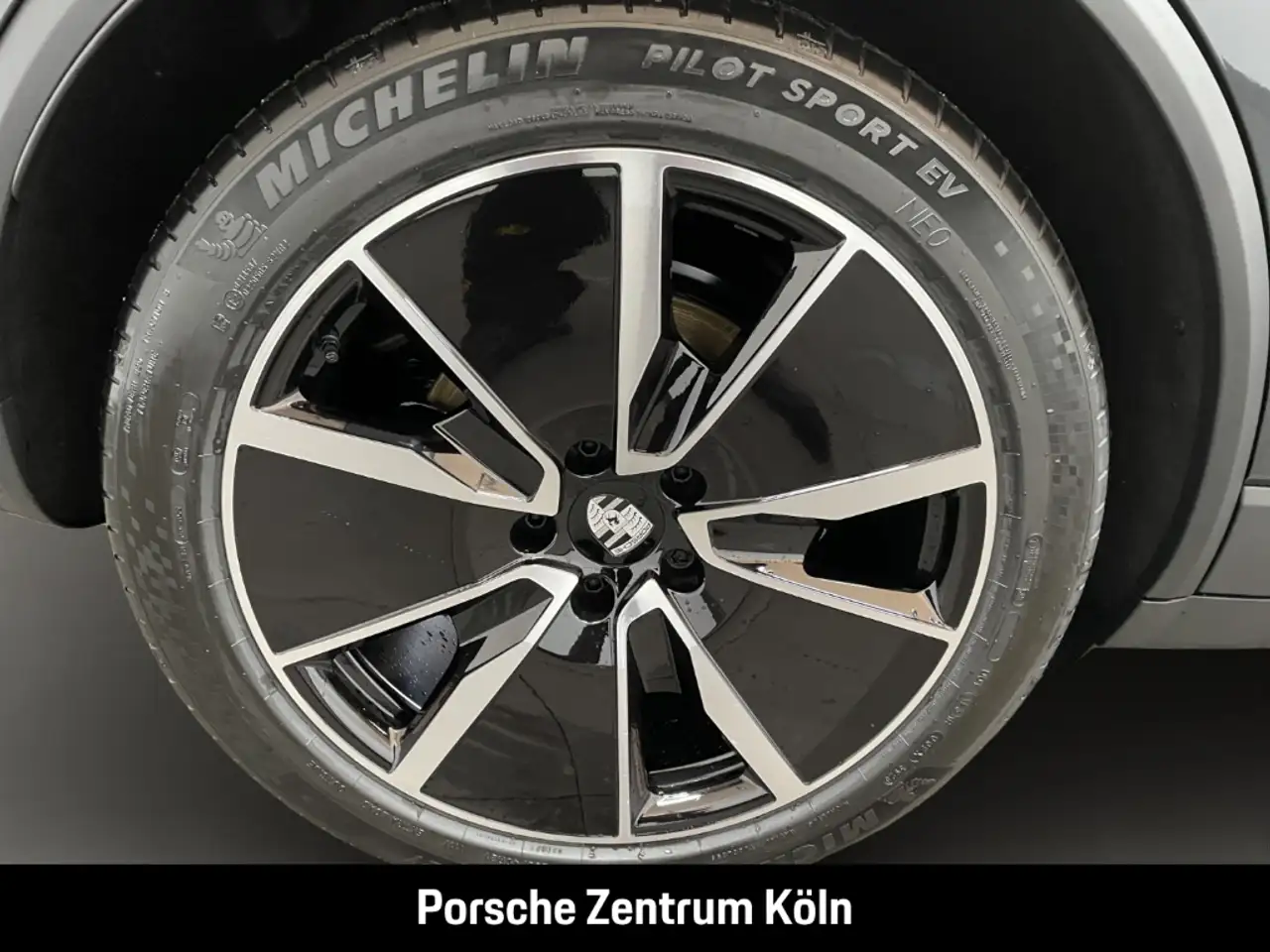 Porsche Macan 10