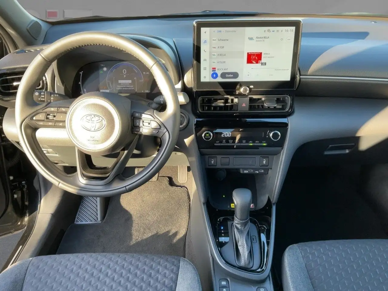 Toyota Yaris 11