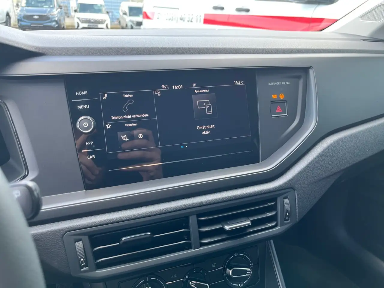 Volkswagen Taigo 13