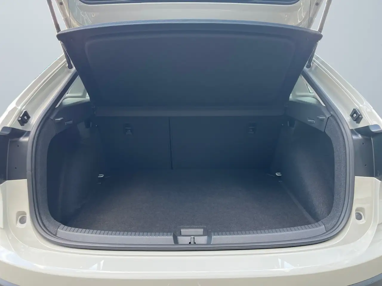 Volkswagen Taigo 14