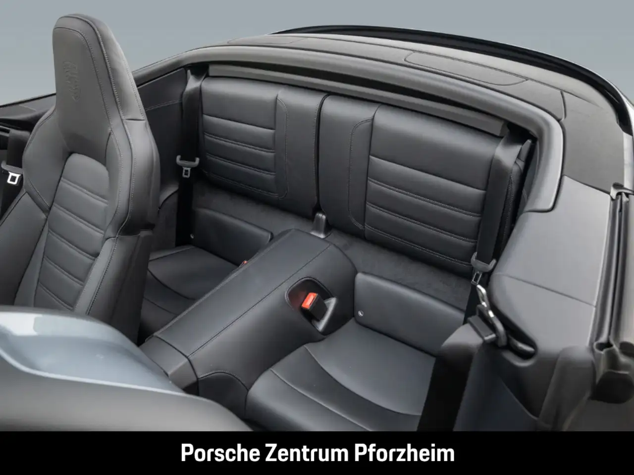 Porsche 992 911 8