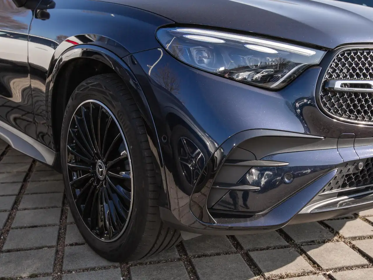 Mercedes-Benz GLC 300 2