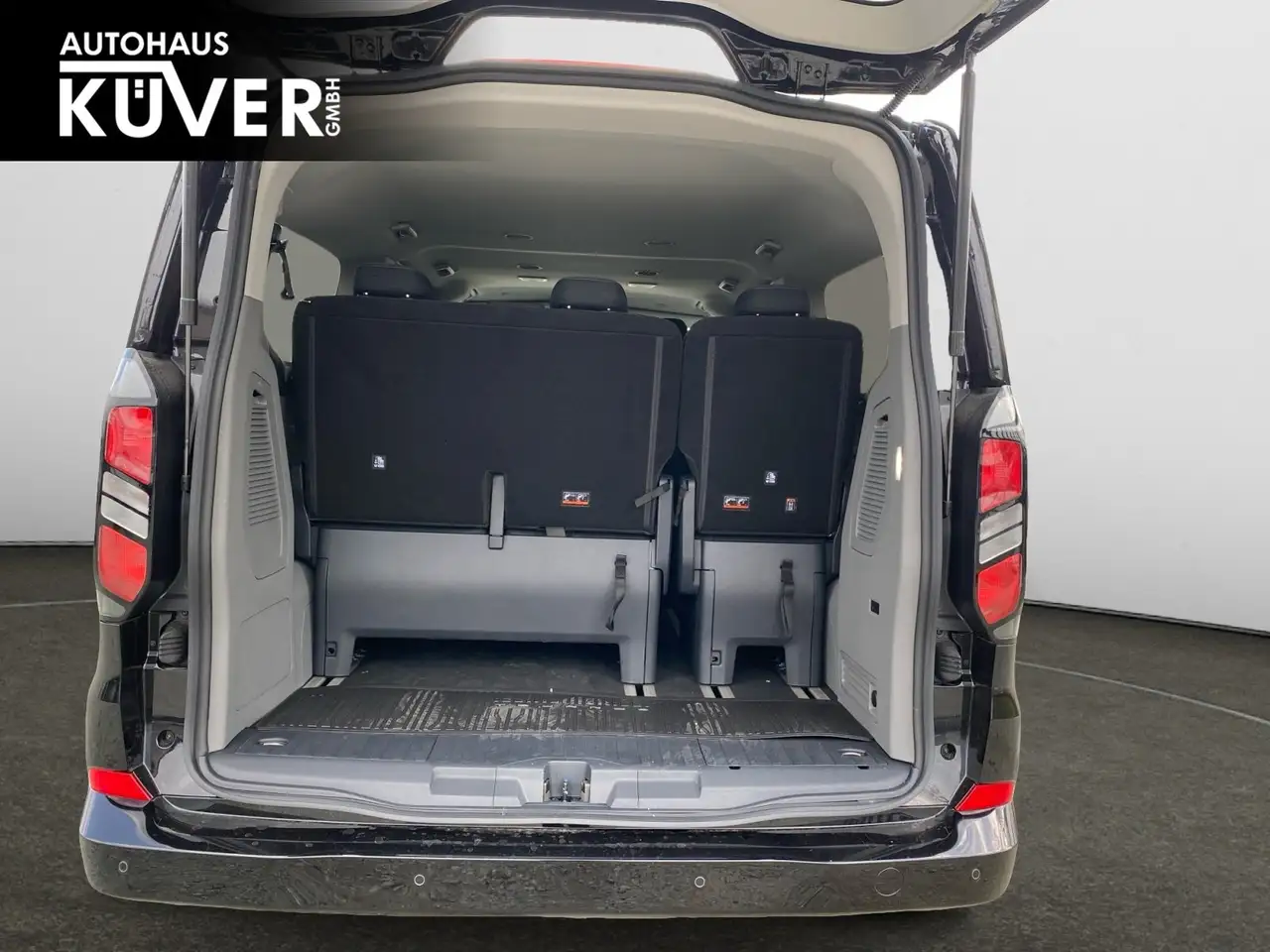 Ford Tourneo 7