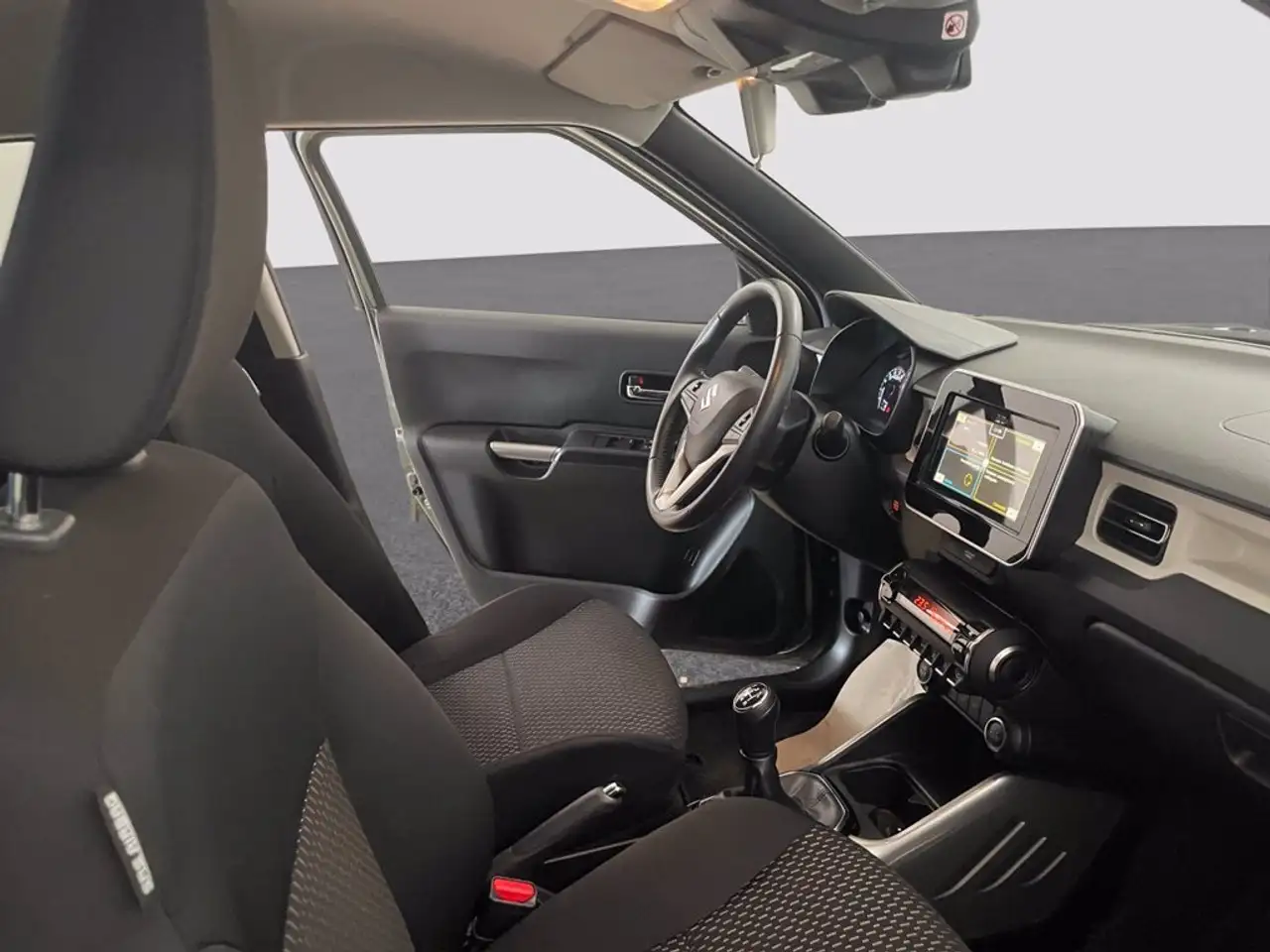 Suzuki Ignis 8