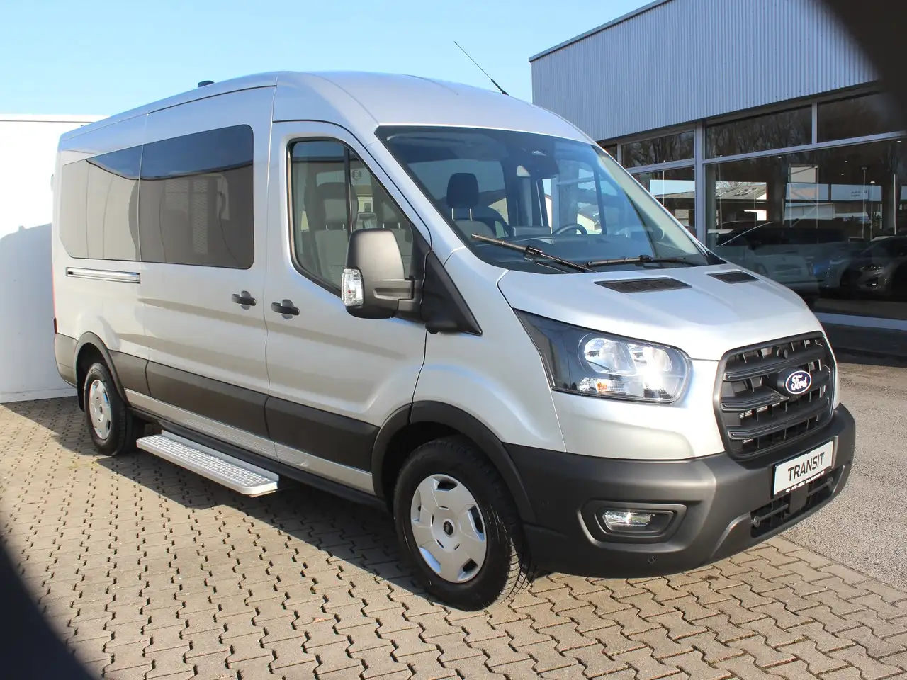Ford Transit 350 6