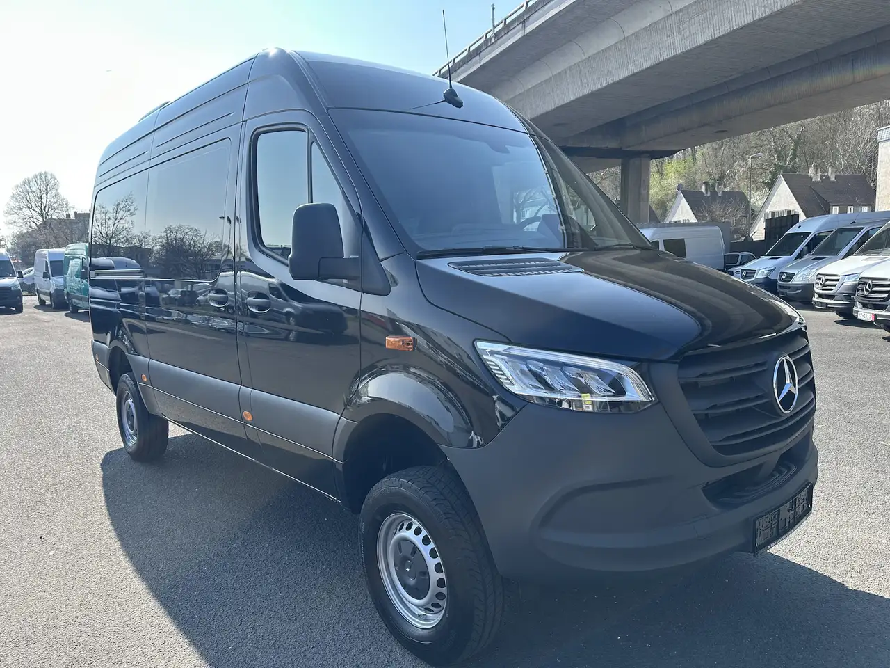 Mercedes-Benz Sprinter 319 4