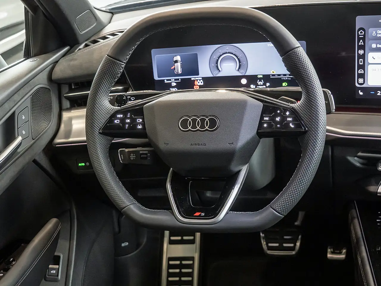 Audi Q3 8