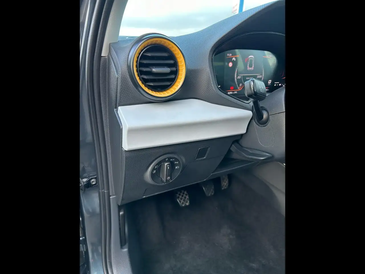 Seat Arona 5