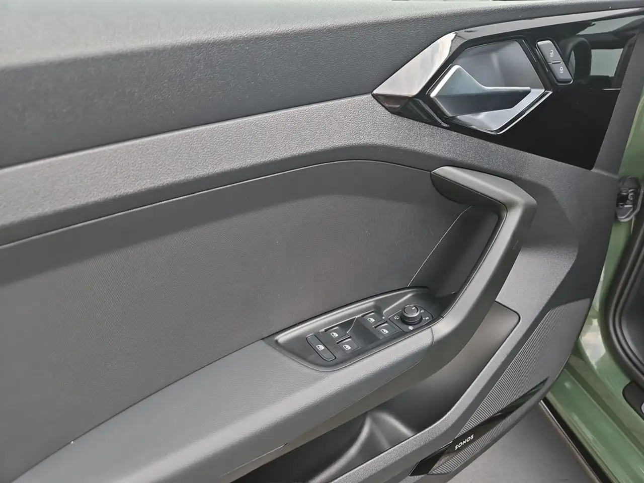 Audi A1 6
