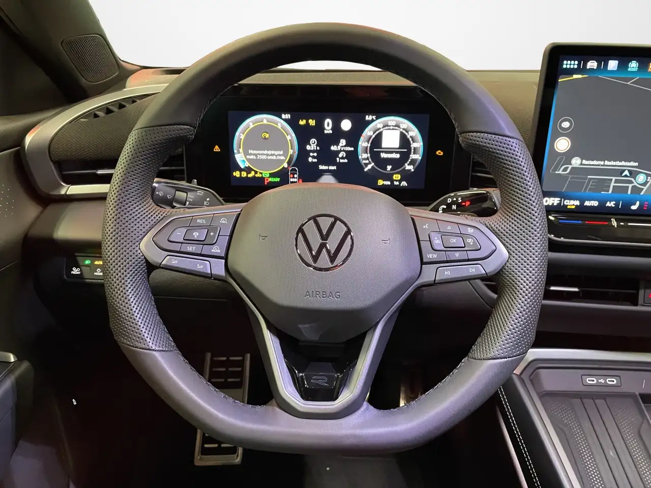 Volkswagen T-Roc 10