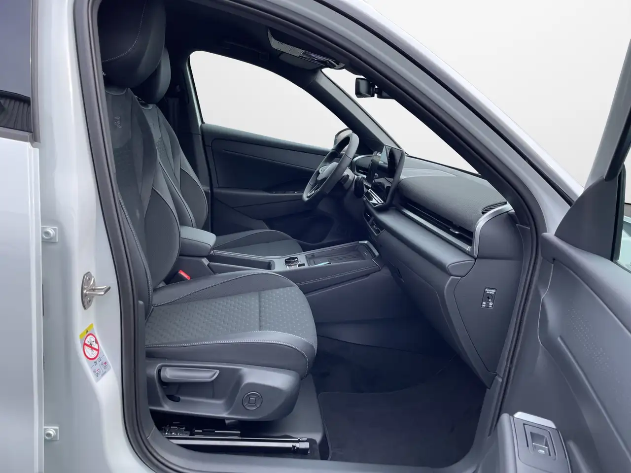 Volkswagen T-Roc 14