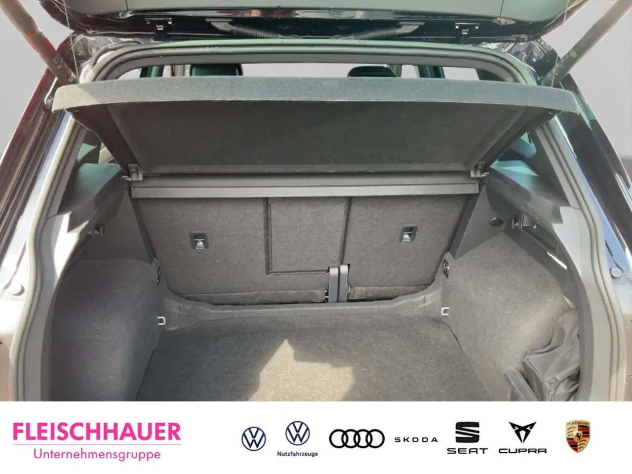 Volkswagen Tiguan 9