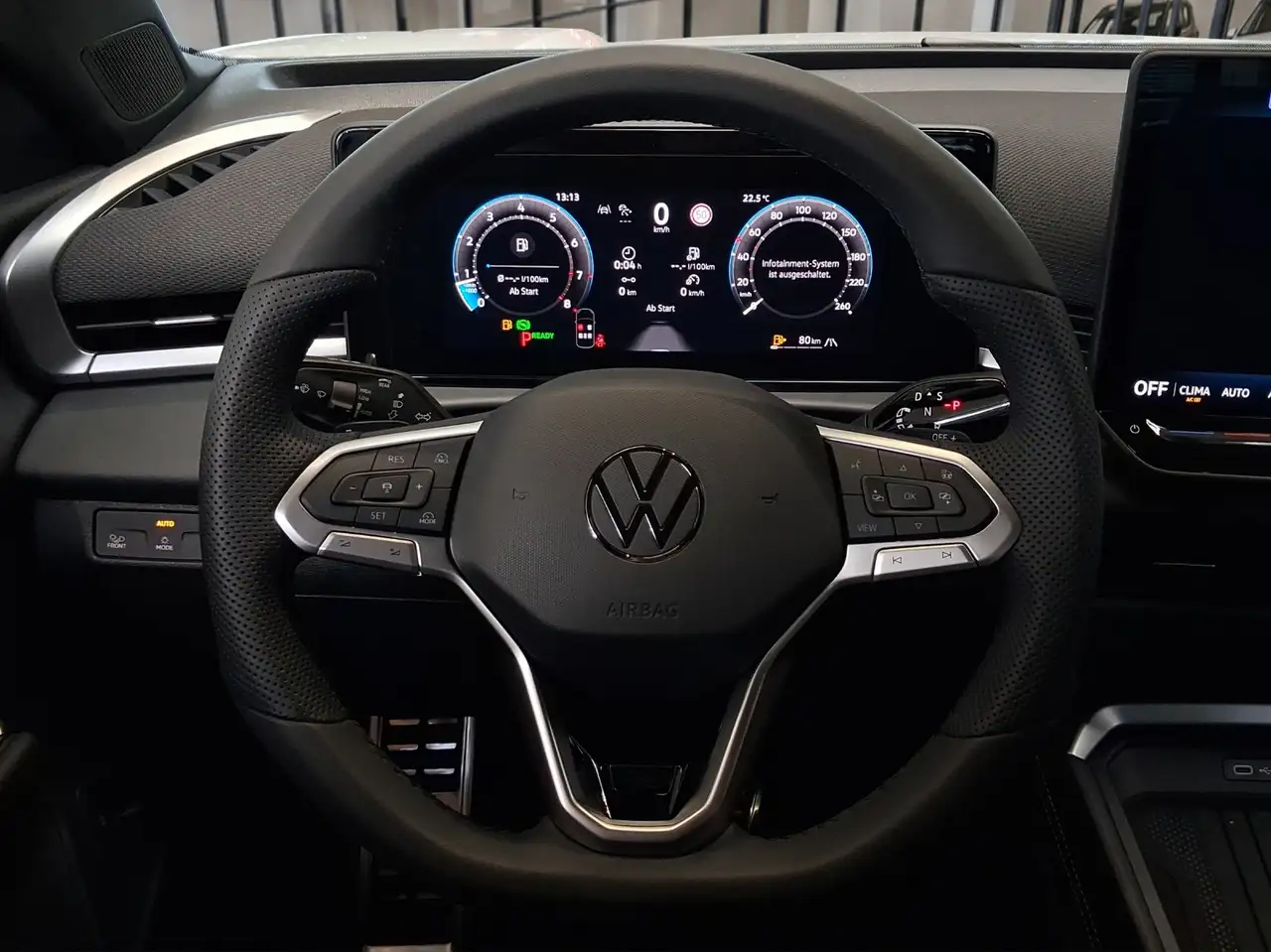 Volkswagen T-Roc 11