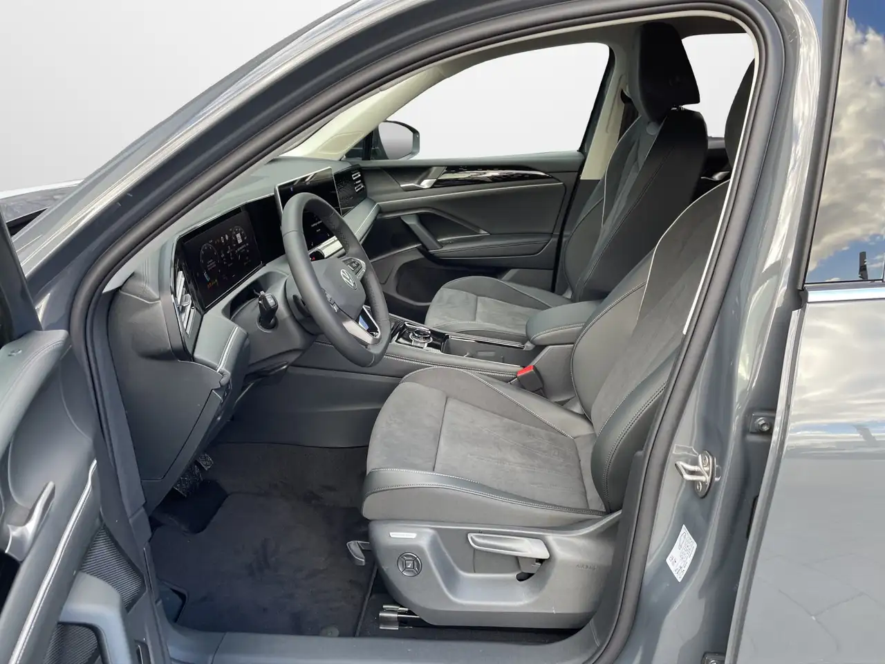 Volkswagen Tiguan 8