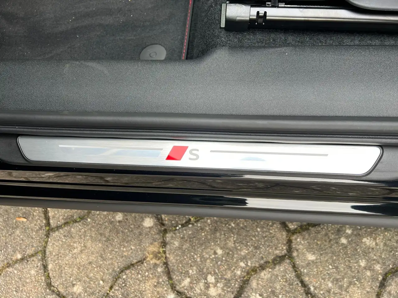 Audi Q3 11