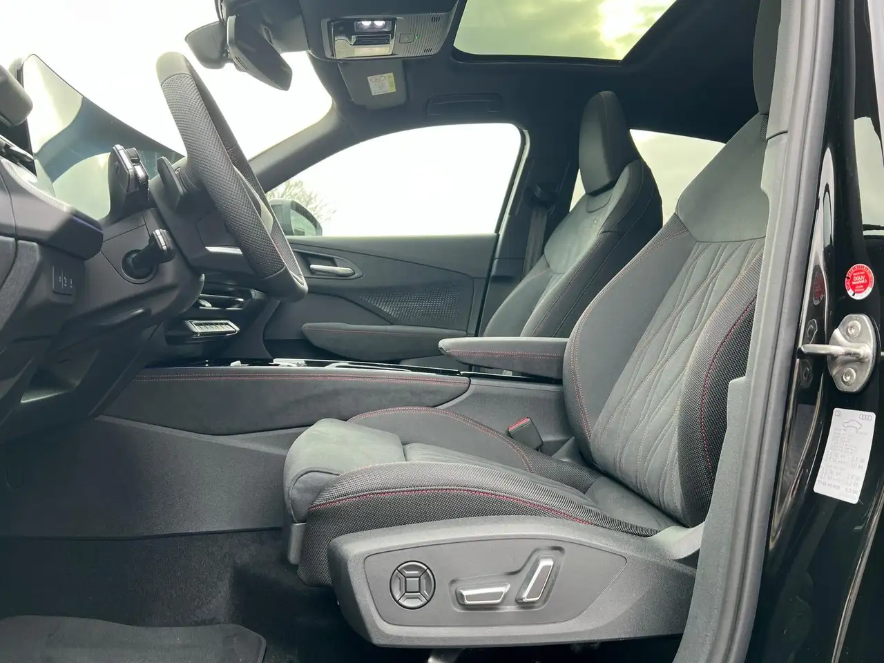 Audi Q3 12