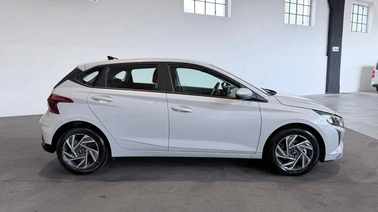 Hyundai i20 4