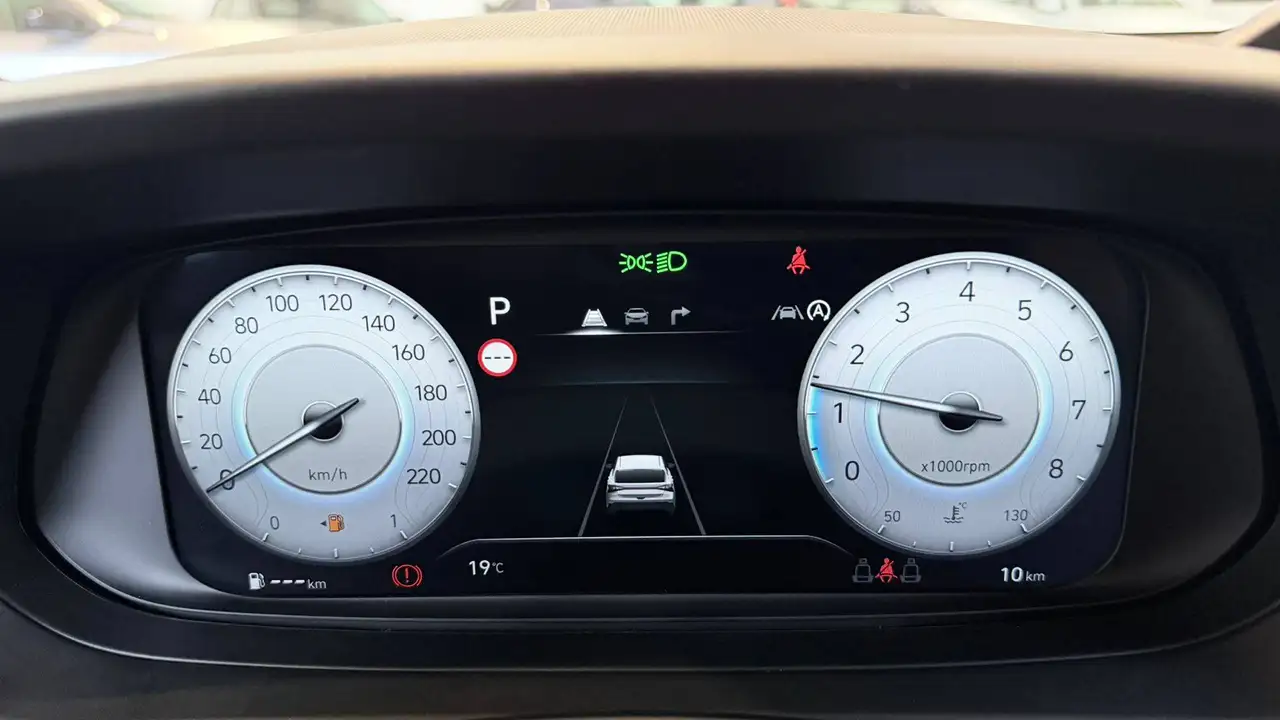 Hyundai i20 9