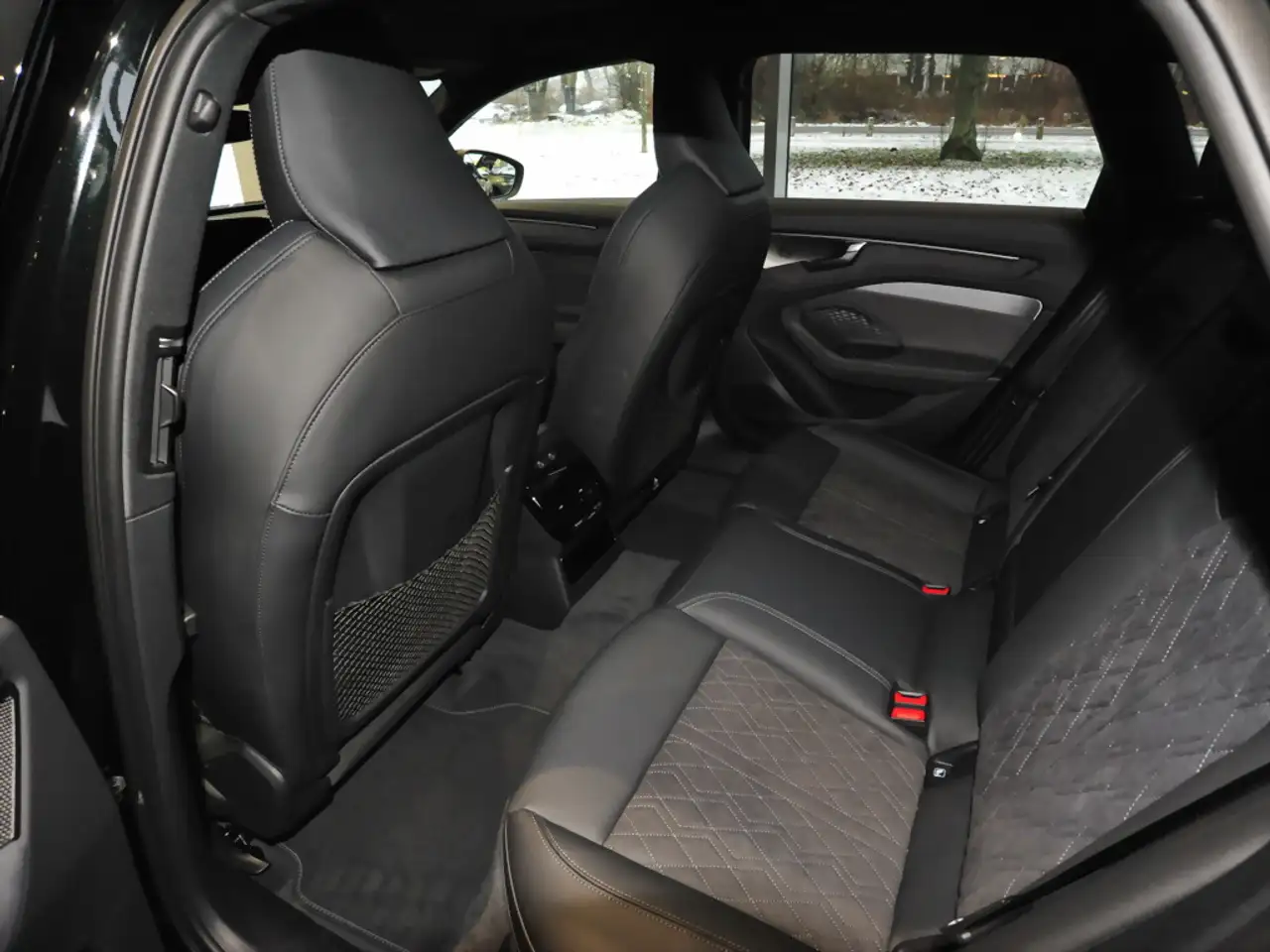 Audi A6 10