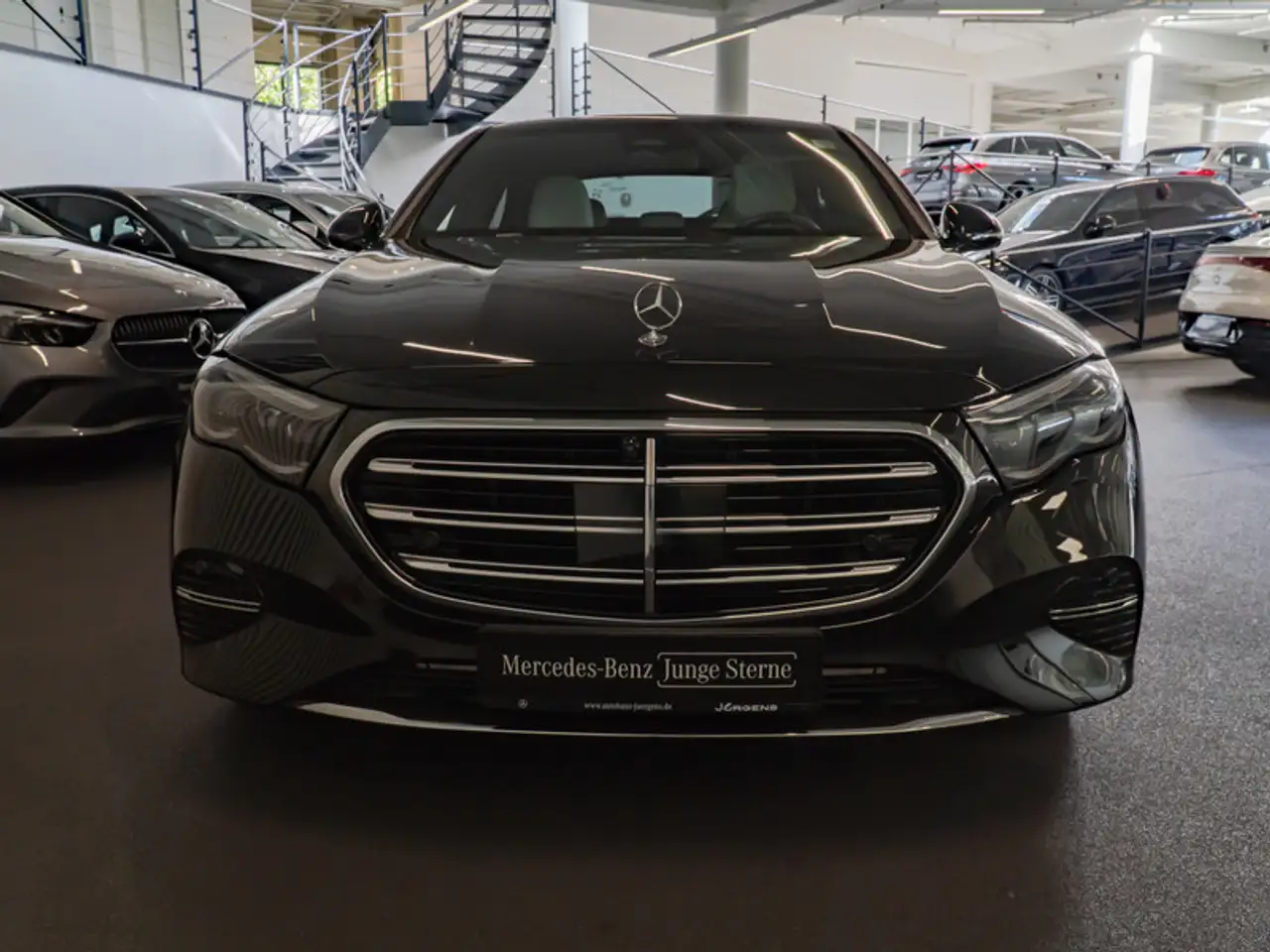 Mercedes-Benz E 220 3