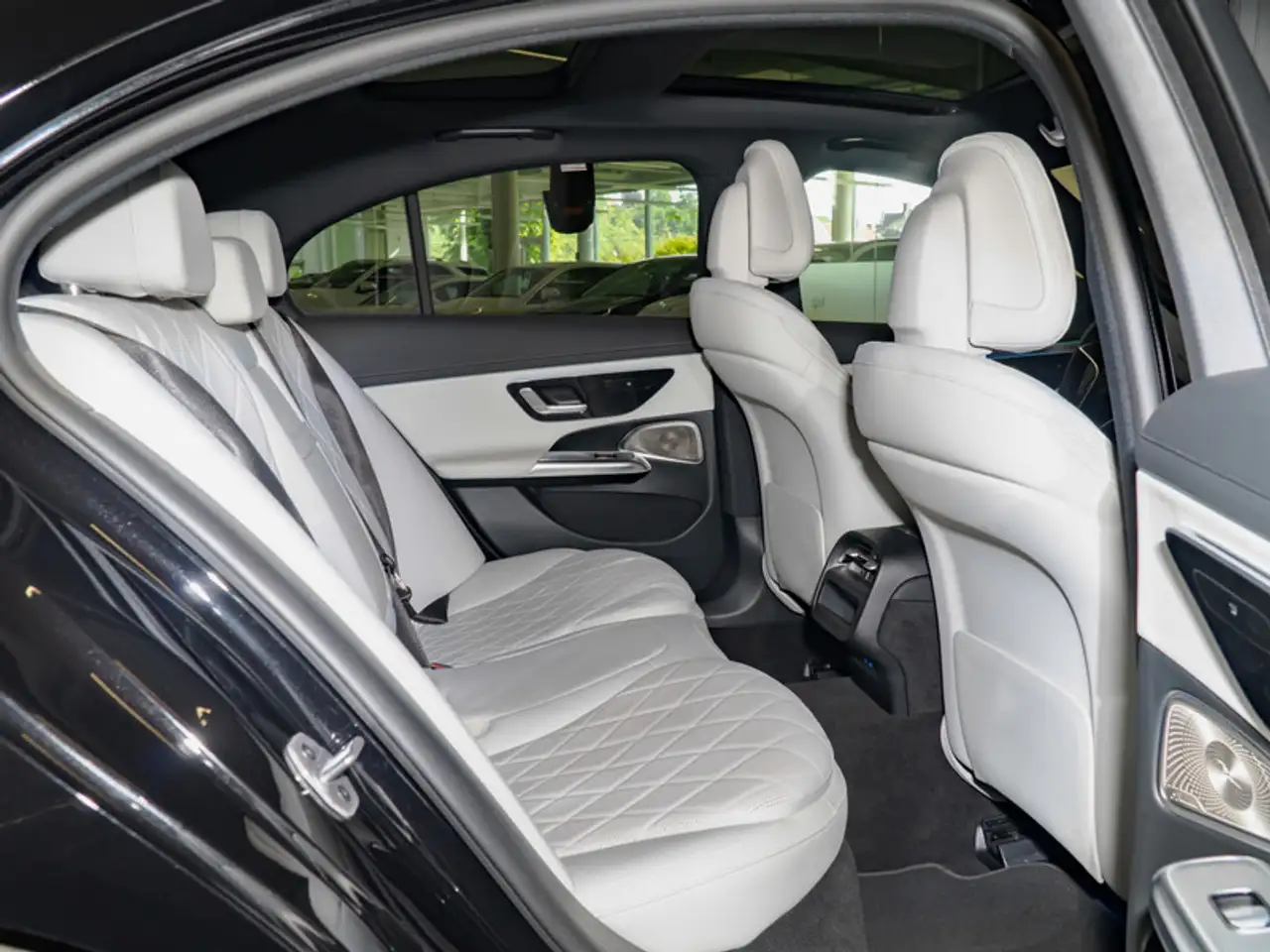 Mercedes-Benz E 220 10
