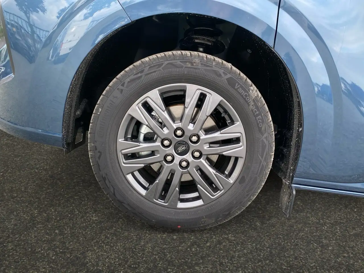 Ford Tourneo 8