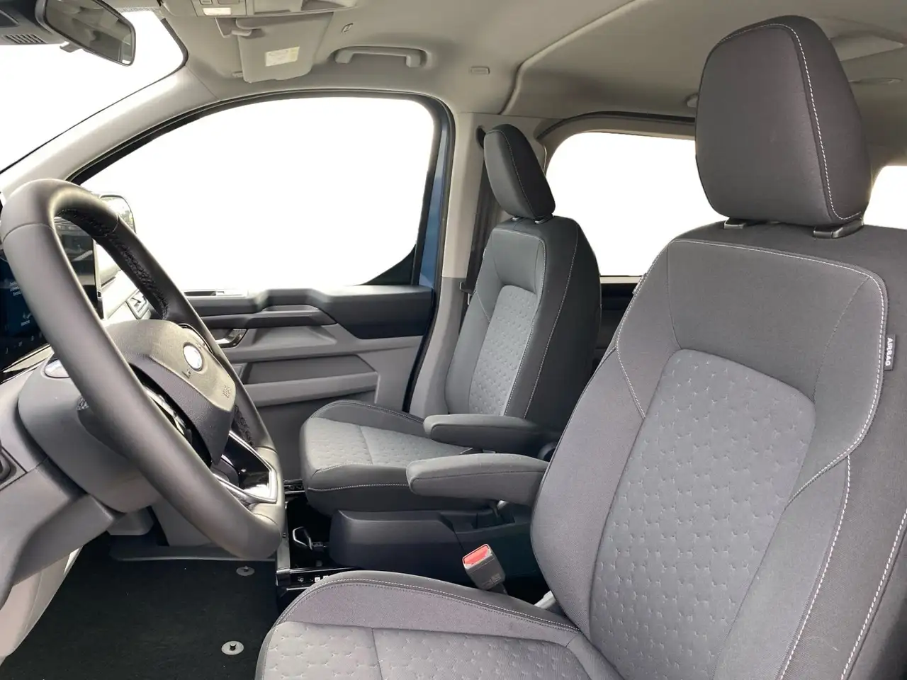 Ford Tourneo 9