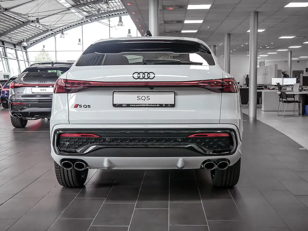 Audi SQ5 4