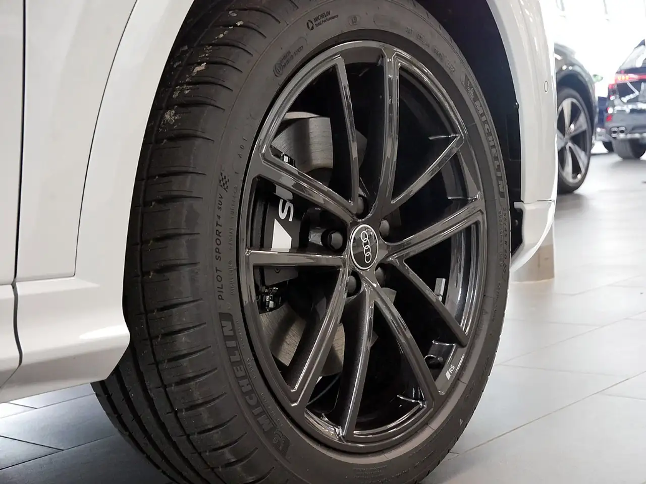 Audi SQ5 6