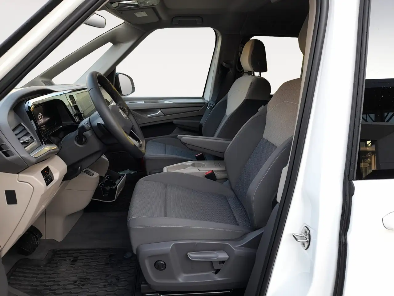 Volkswagen T7 Multivan 7