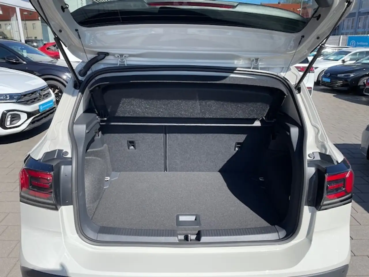 Volkswagen T-Cross 9