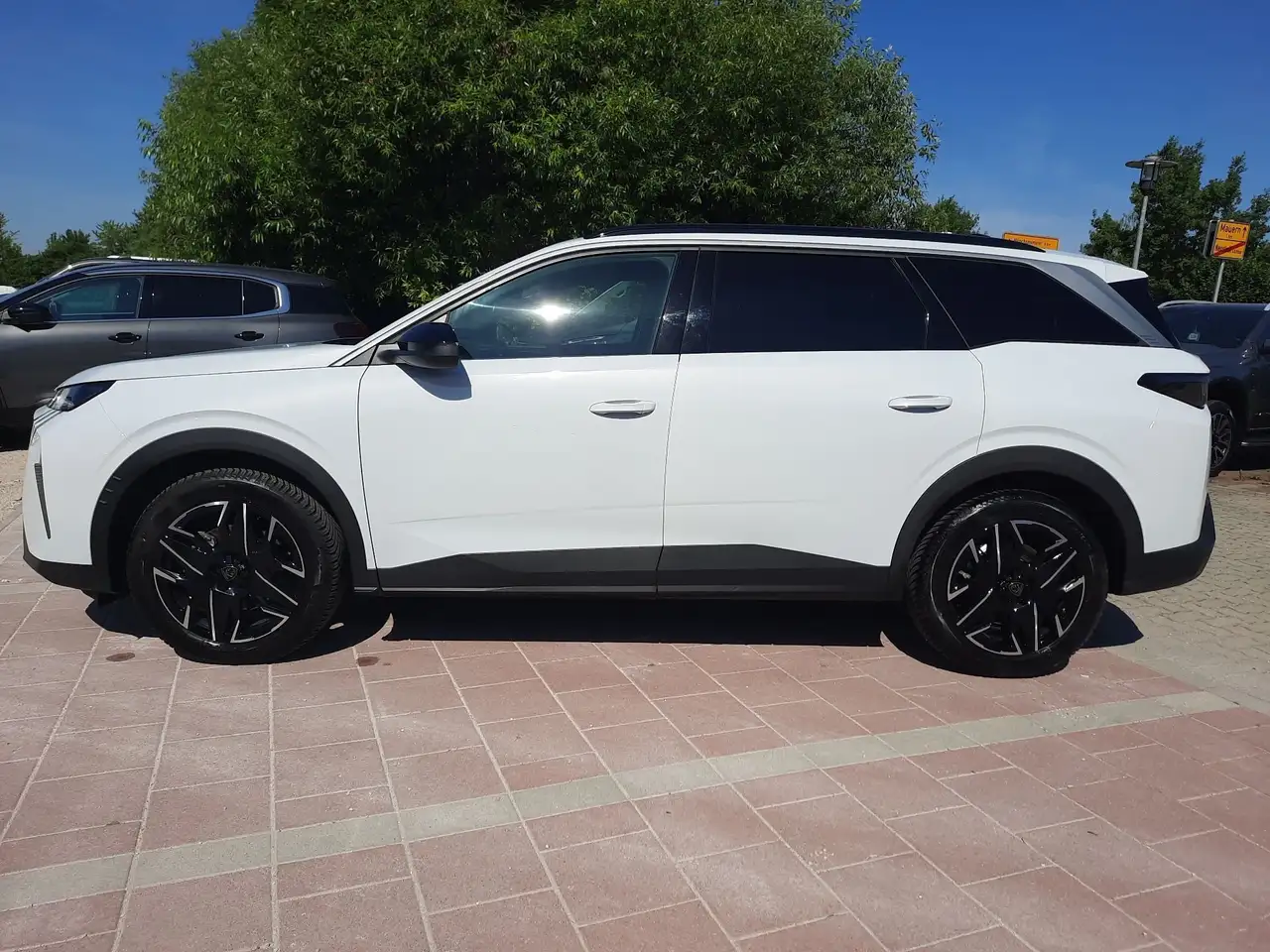 Peugeot 5008 9