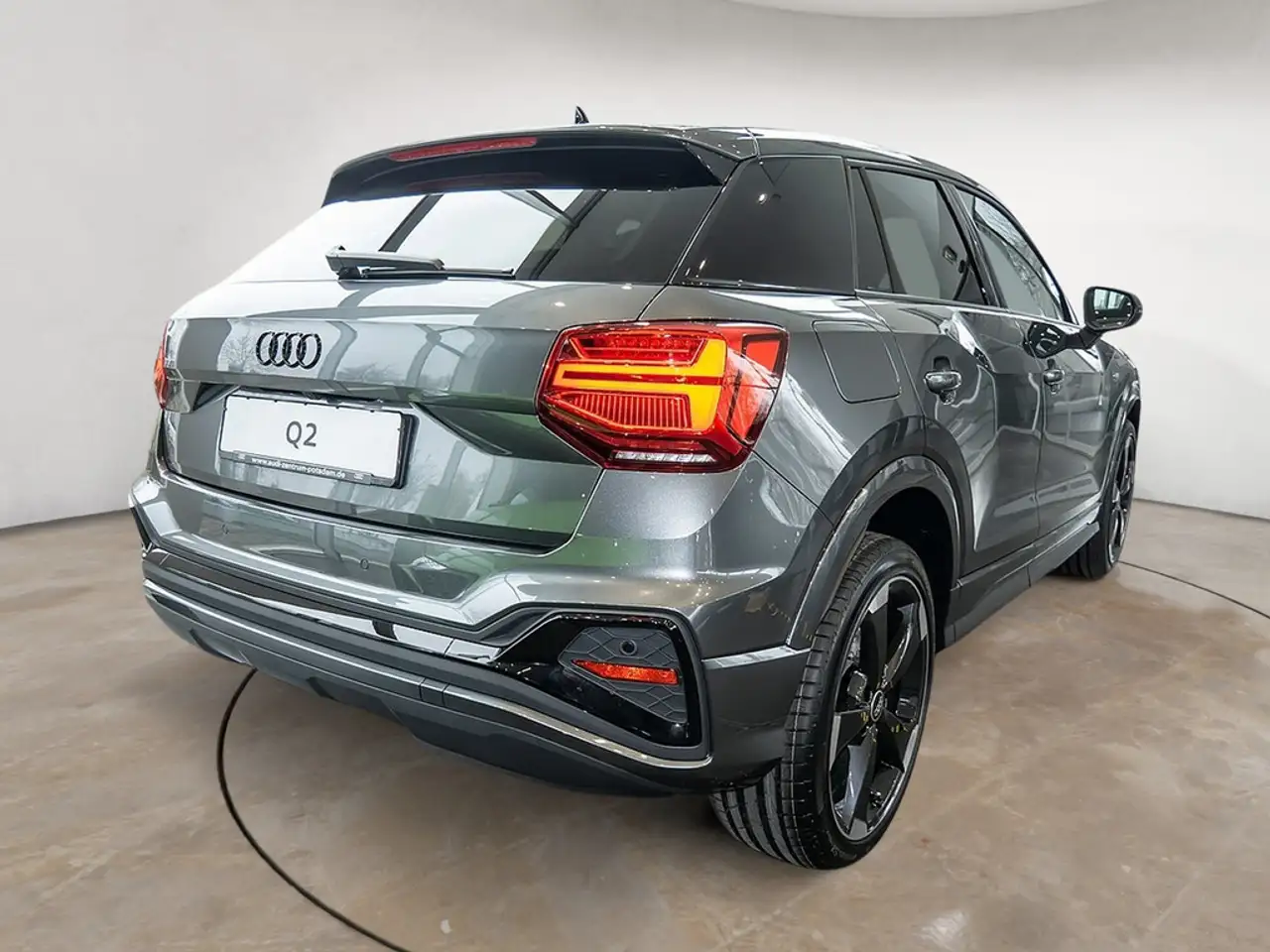 Audi Q2 4