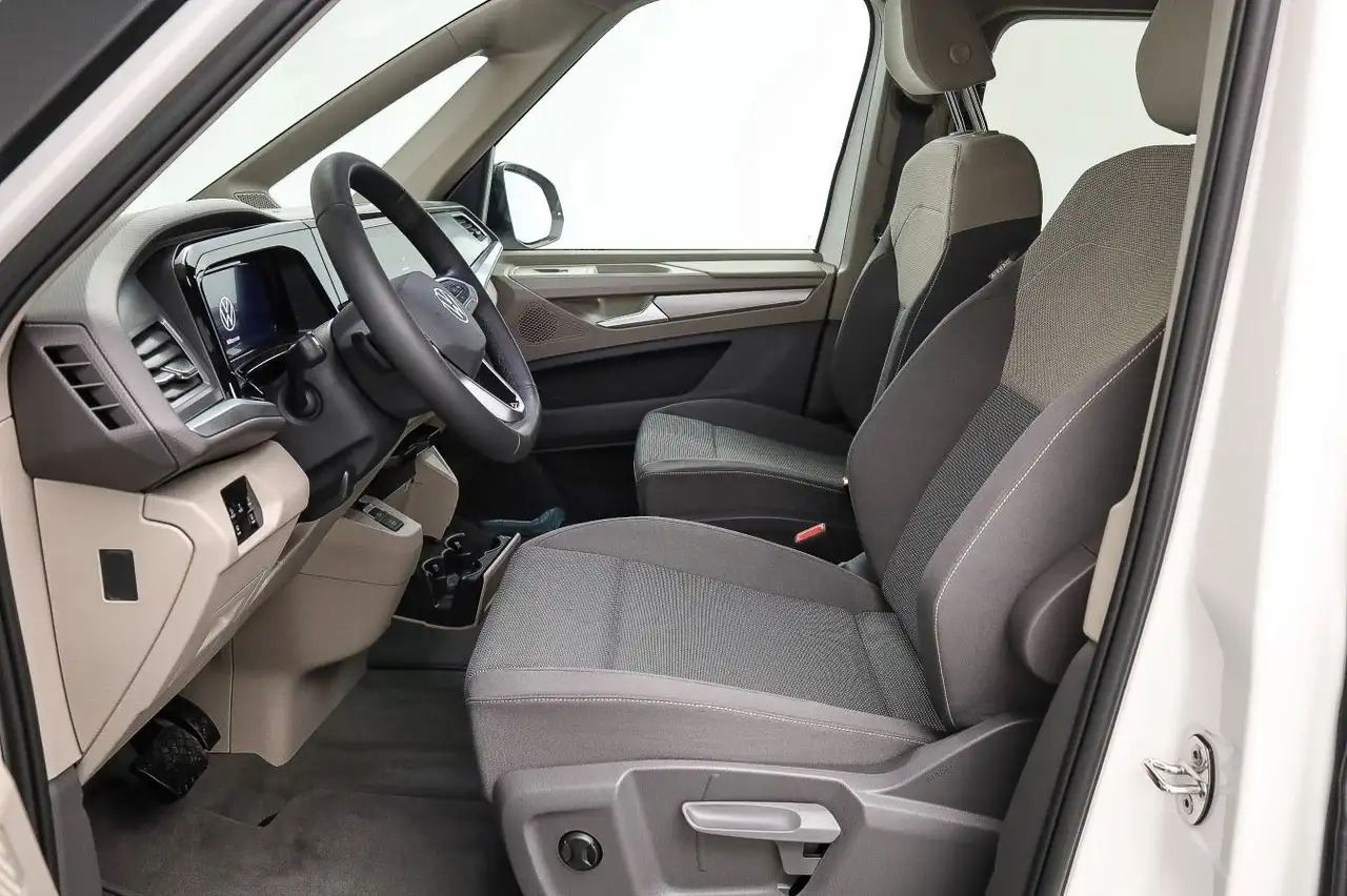 Volkswagen T7 Multivan 8
