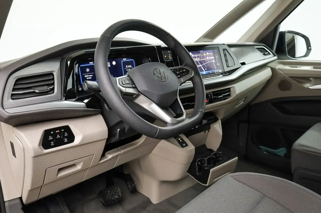 Volkswagen T7 Multivan 15