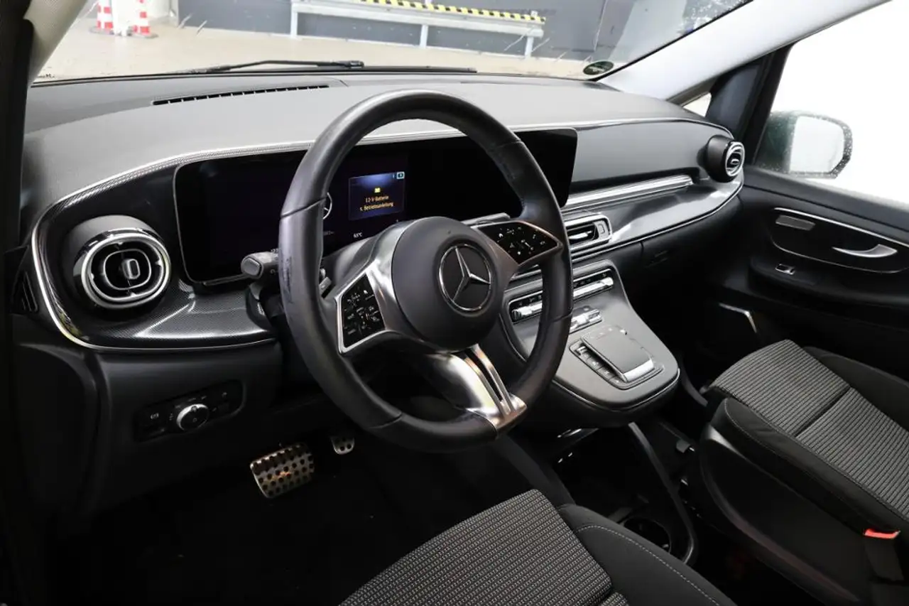 Mercedes-Benz V 220 7