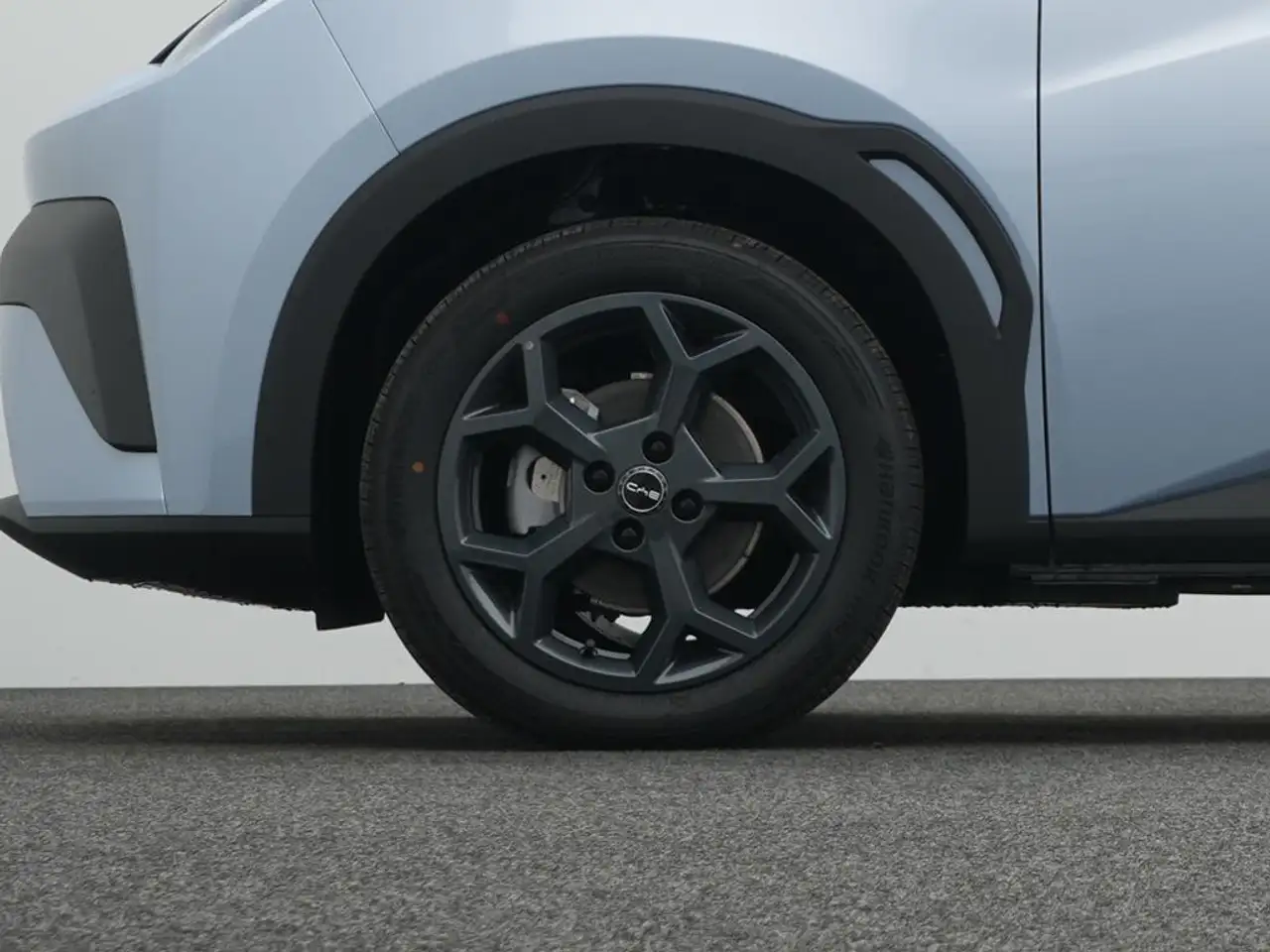 BYD Dolphin 9