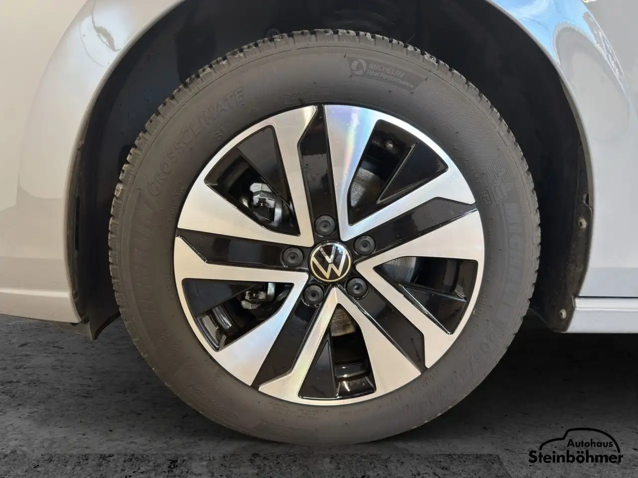 Volkswagen Golf 12