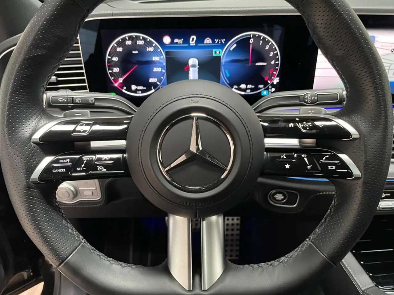 Mercedes-Benz GLE 350 12
