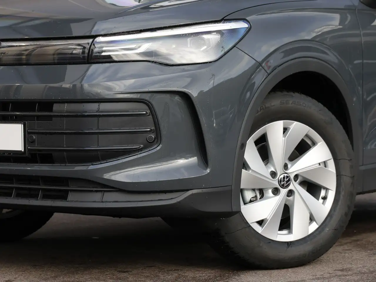 Volkswagen Tiguan 7