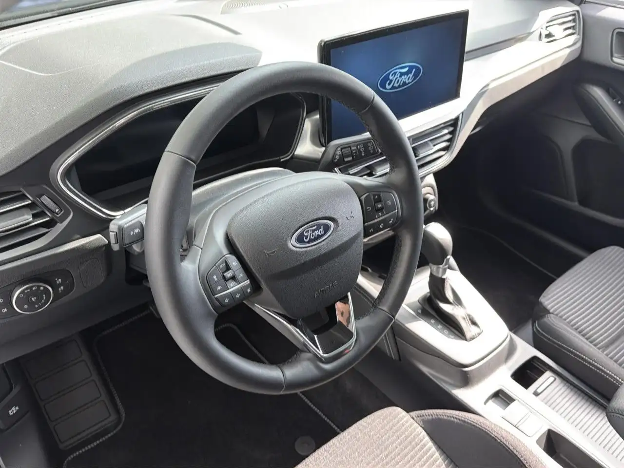 Ford Focus 13