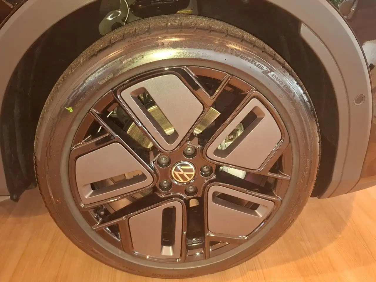 Volkswagen T-Roc 11