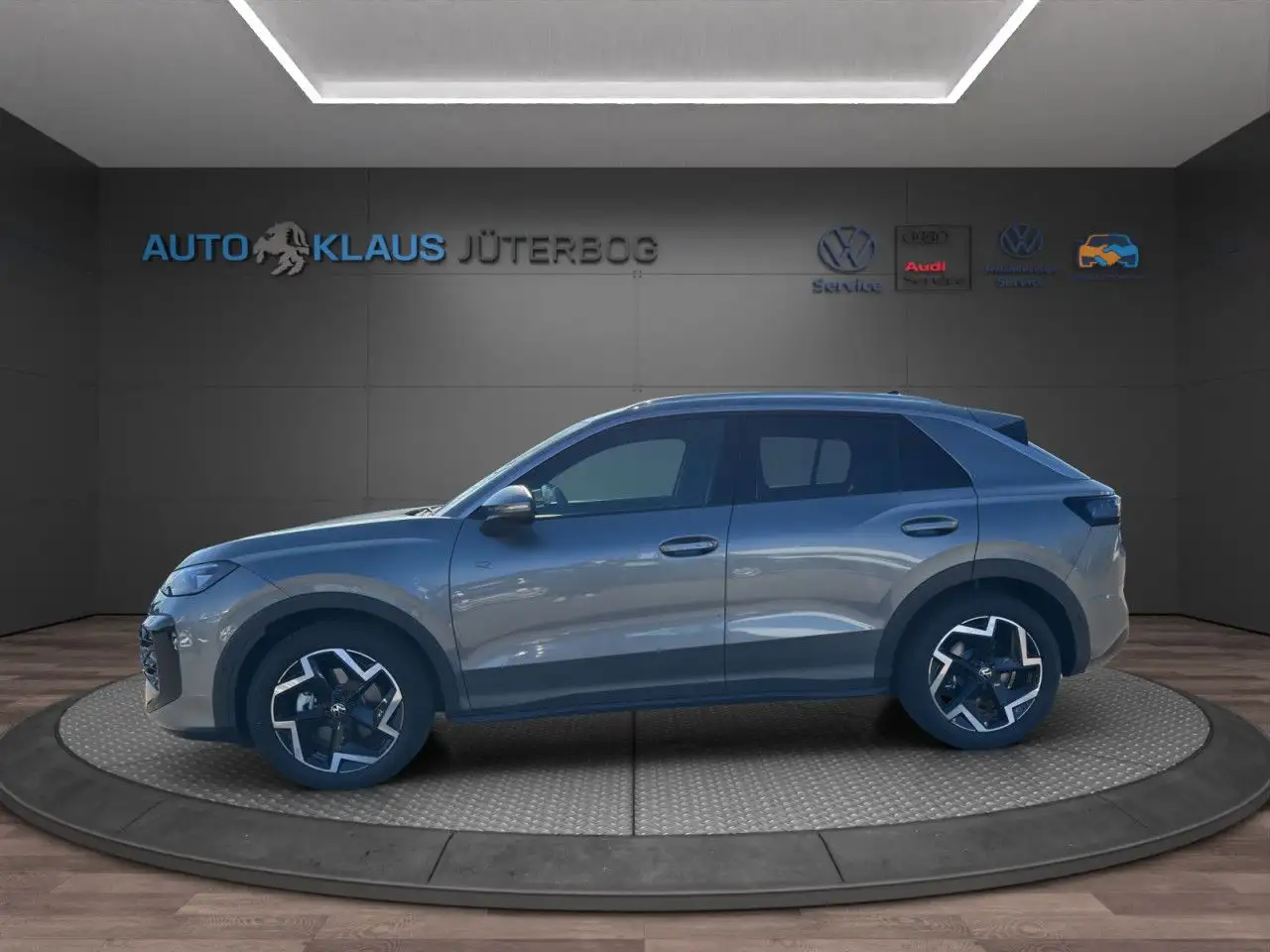 Volkswagen T-Roc 3