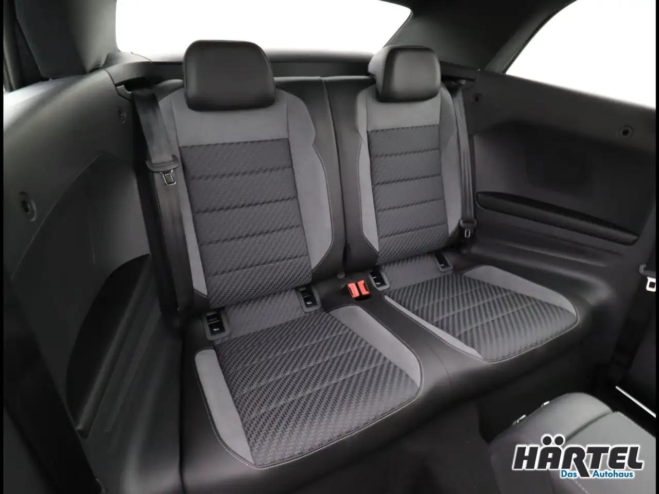 Volkswagen T-Roc 8