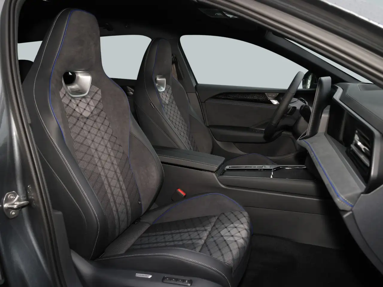 Volkswagen Passat 11