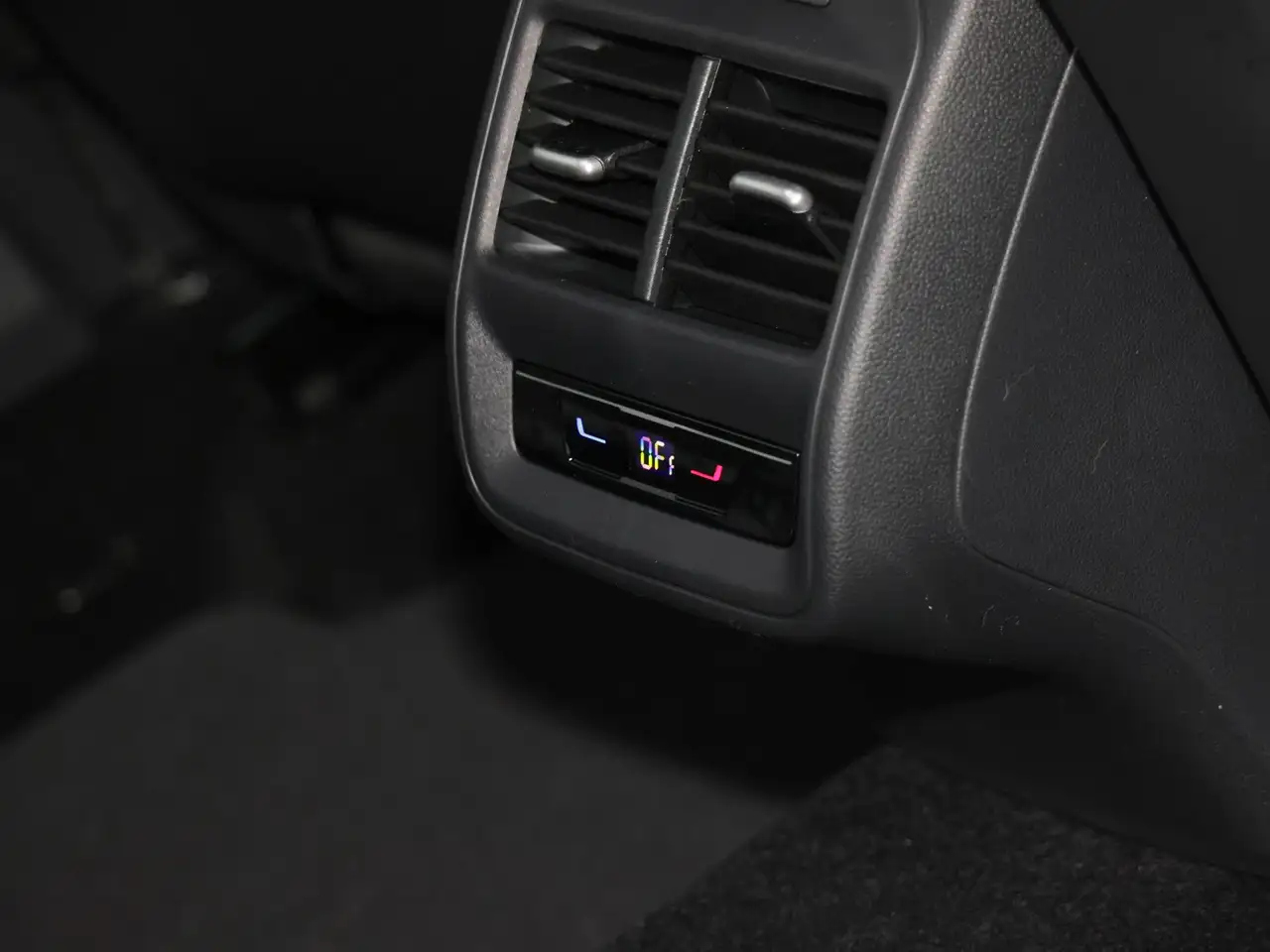 Volkswagen Passat 13