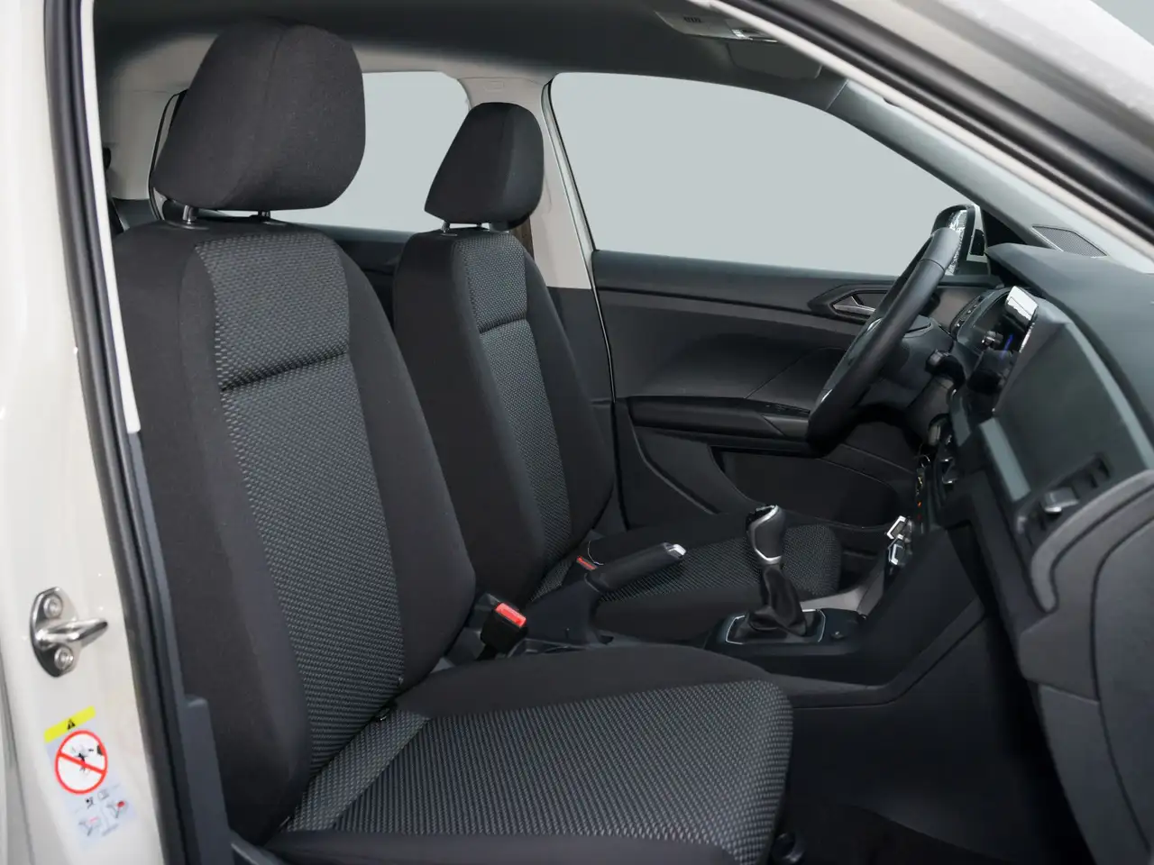Volkswagen T-Cross 8