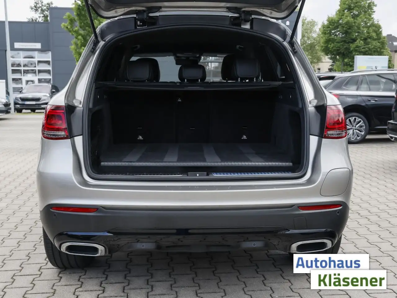 Mercedes-Benz GLC 300 10